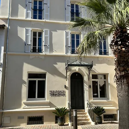 Apartahotel Résidence Terminus - Sainte-Maxime